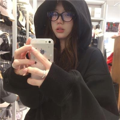 女猎鹰人